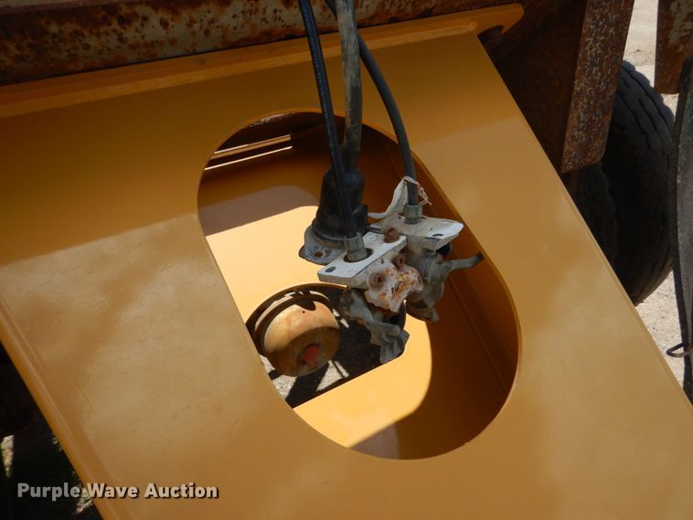 image for item FT9012 1999 Trail King TK54BDU bottom dump trailer