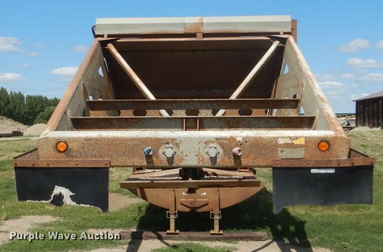 image for item FT9013 1998 Trail King 8X43 bottom dump trailer