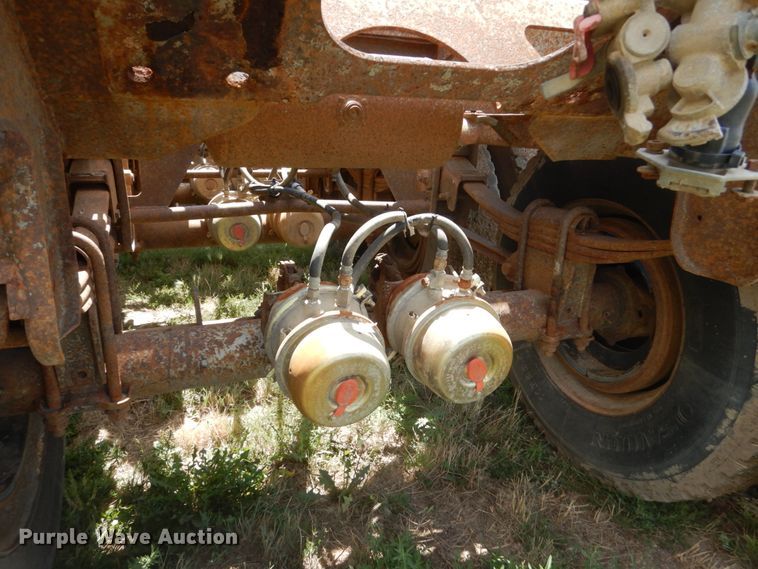 image for item FT9013 1998 Trail King 8X43 bottom dump trailer