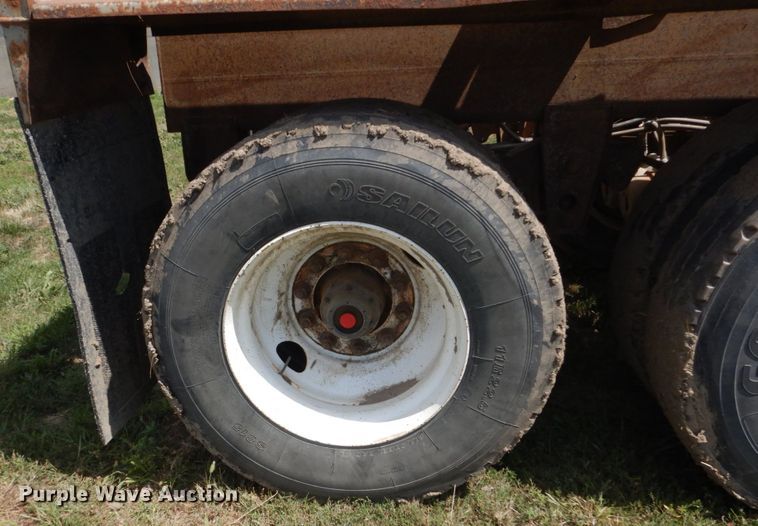 image for item FT9013 1998 Trail King 8X43 bottom dump trailer