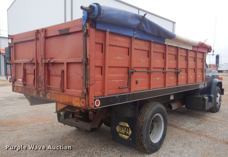 image for item GD9219 1988 Chevrolet C70 dump truck
