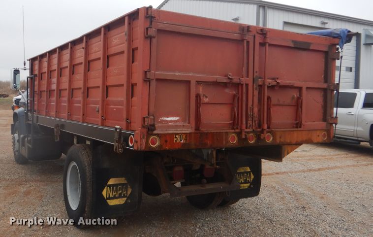 image for item GD9219 1988 Chevrolet C70 dump truck