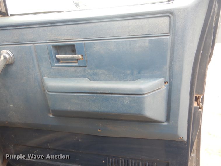 image for item GD9219 1988 Chevrolet C70 dump truck