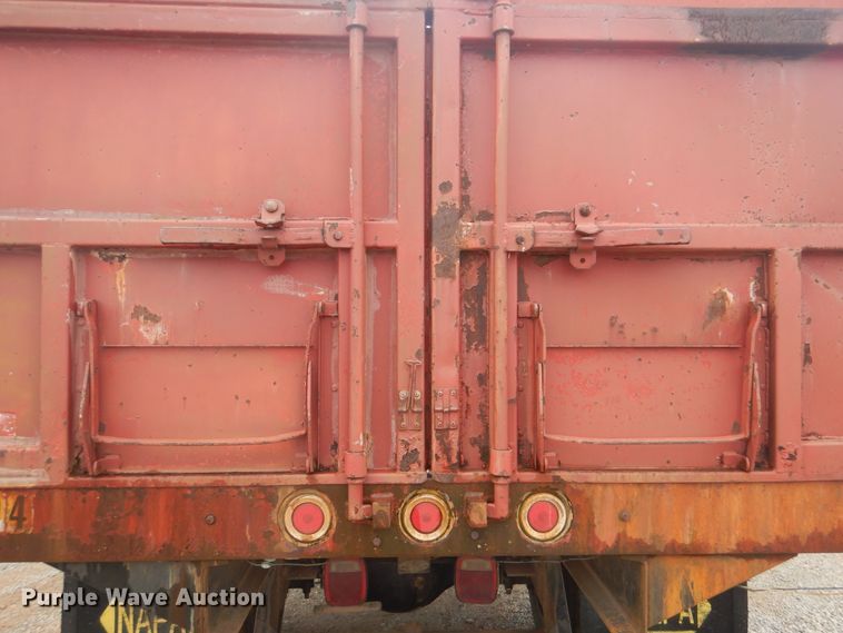 image for item GD9219 1988 Chevrolet C70 dump truck