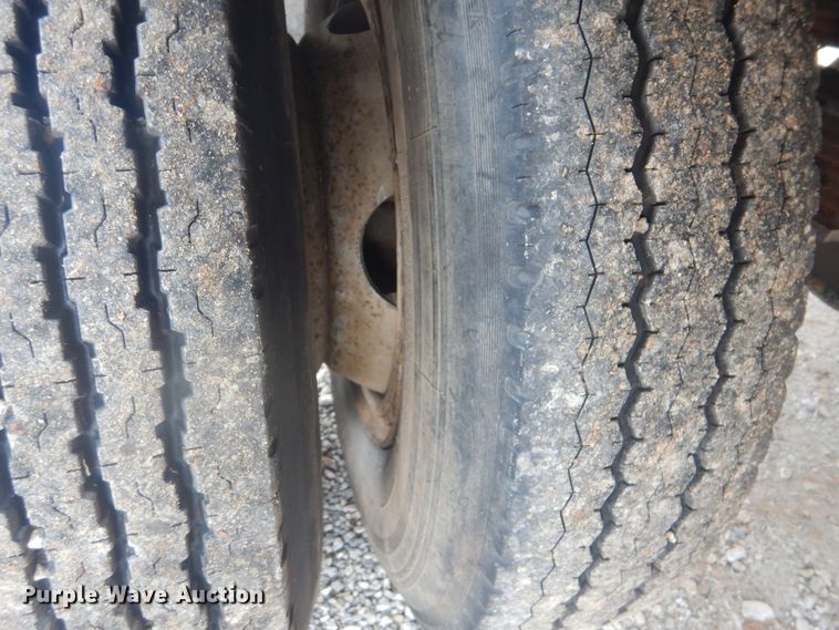 image for item GD9219 1988 Chevrolet C70 dump truck