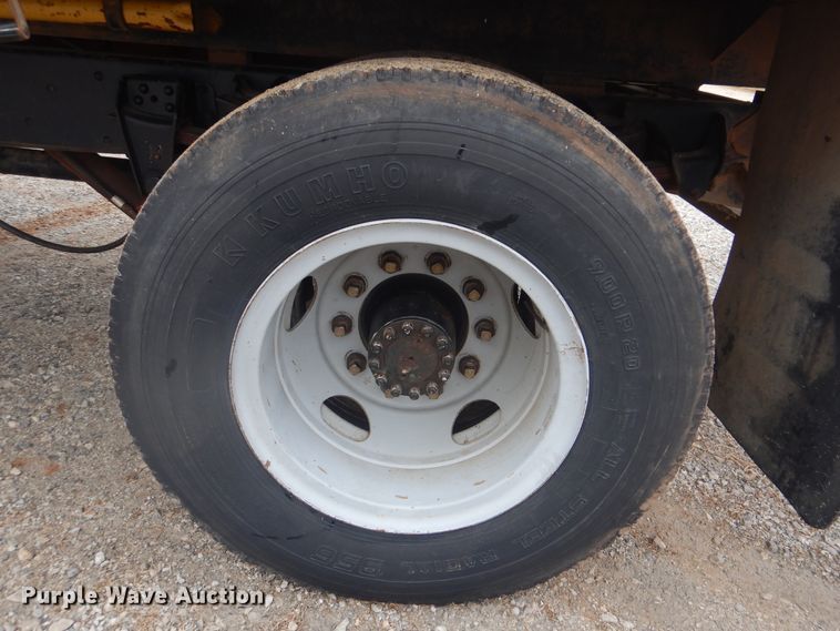 image for item GD9219 1988 Chevrolet C70 dump truck