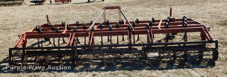 image for item GE9280 Unverferth Perfecta II field cultivator