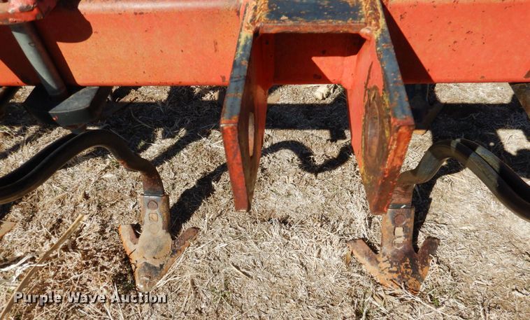 image for item GE9280 Unverferth Perfecta II field cultivator