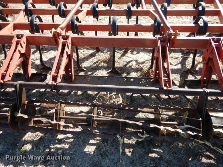 image for item GE9280 Unverferth Perfecta II field cultivator