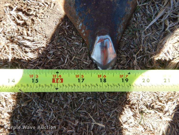 image for item GE9280 Unverferth Perfecta II field cultivator