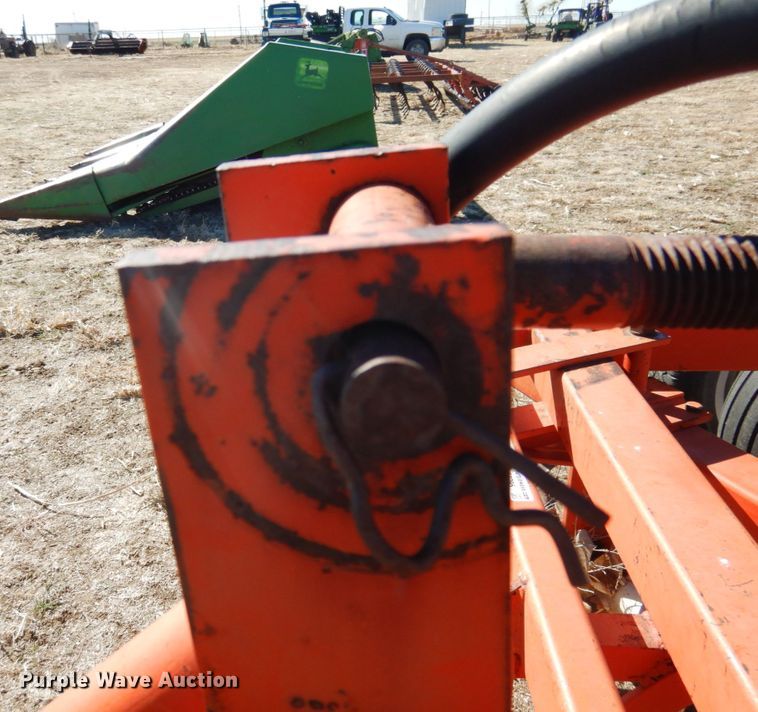 image for item GE9295 Richardson MTB mulch treader