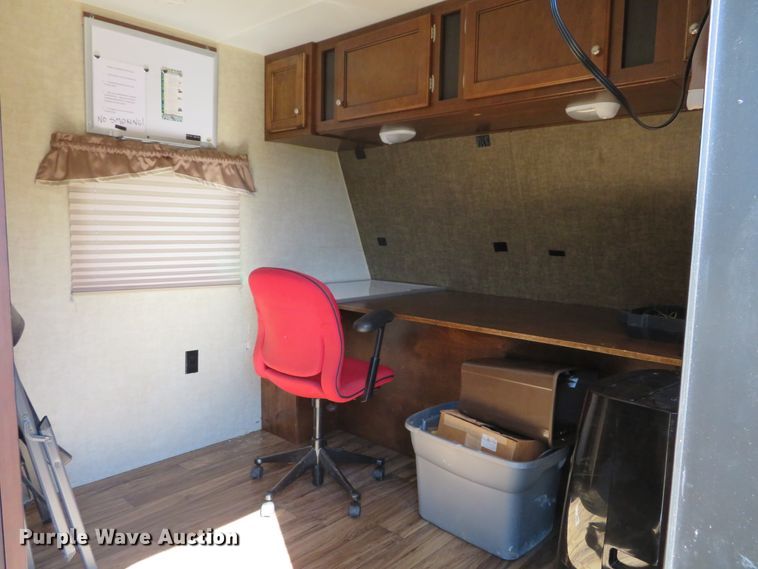 image for item GI9195 2016 Heartland 32P BHS Prowler  camper