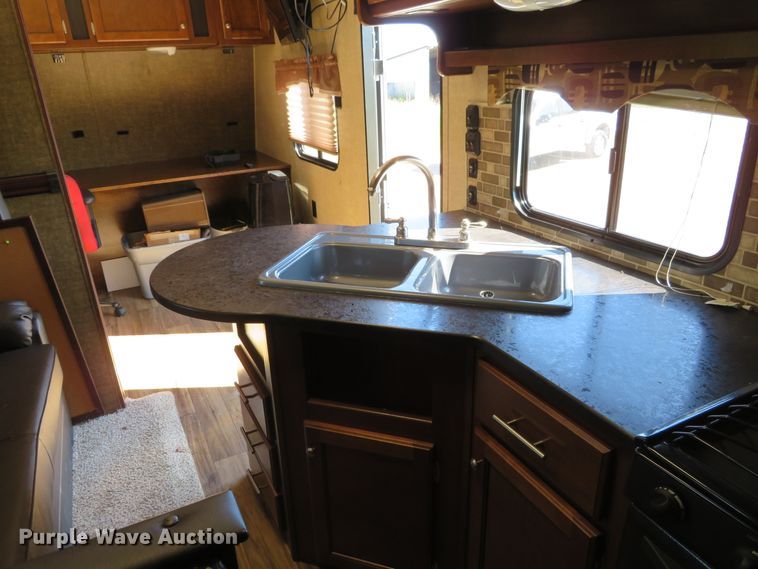 image for item GI9195 2016 Heartland 32P BHS Prowler  camper