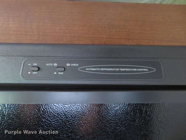 image for item GI9195 2016 Heartland 32P BHS Prowler  camper