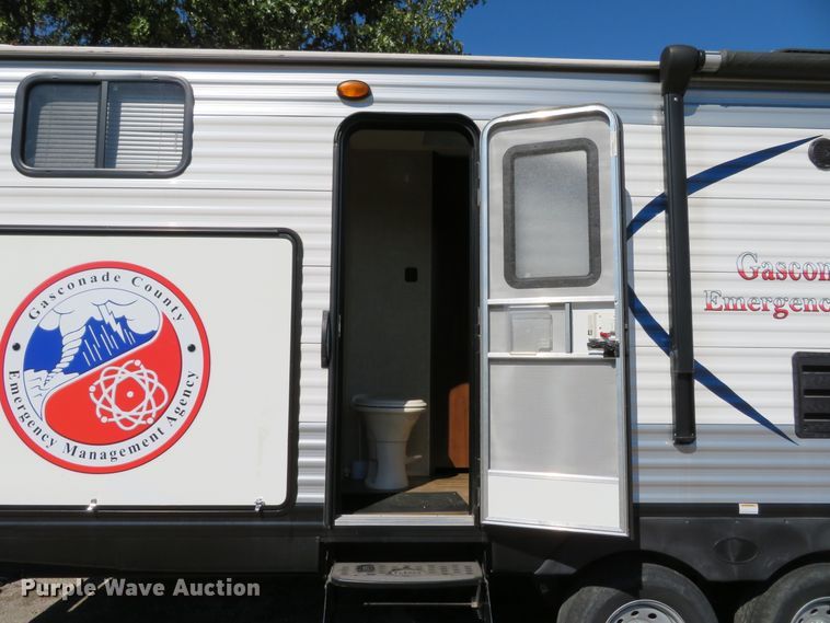 image for item GI9195 2016 Heartland 32P BHS Prowler  camper