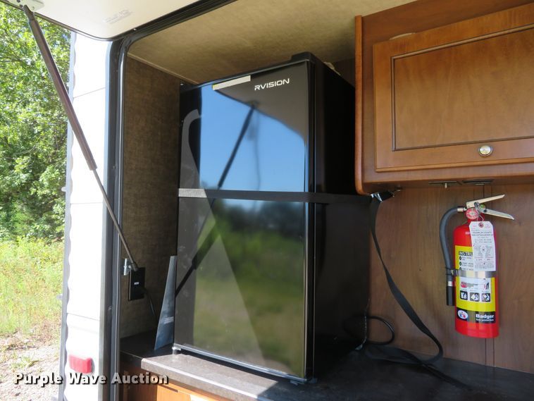 image for item GI9195 2016 Heartland 32P BHS Prowler  camper