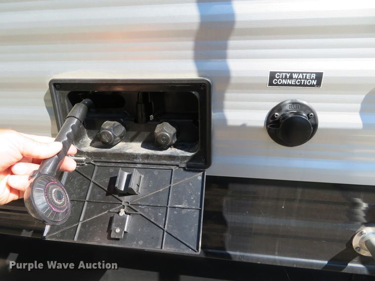 image for item GI9195 2016 Heartland 32P BHS Prowler  camper