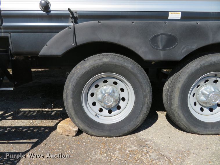 image for item GI9195 2016 Heartland 32P BHS Prowler  camper