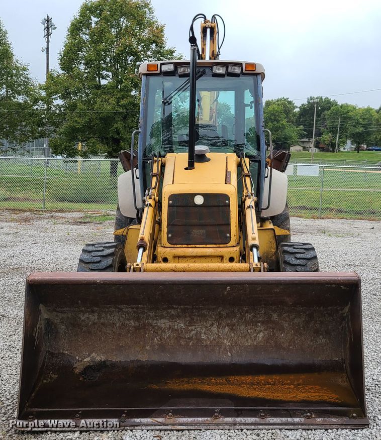 image for item GO9357 New Holland 675E  backhoe
