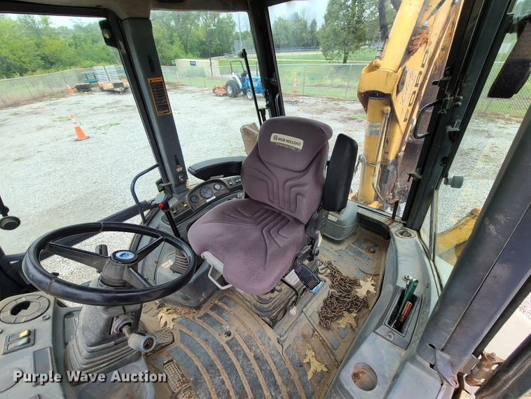 image for item GO9357 New Holland 675E  backhoe