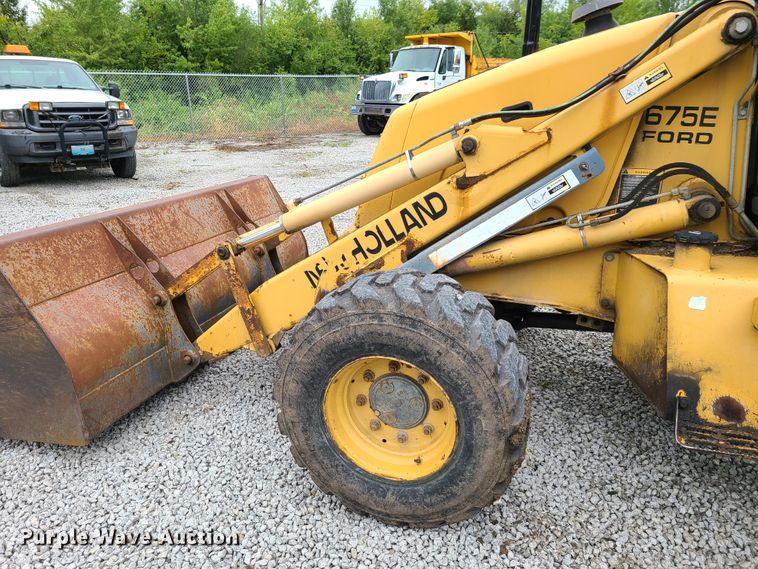 image for item GO9357 New Holland 675E  backhoe