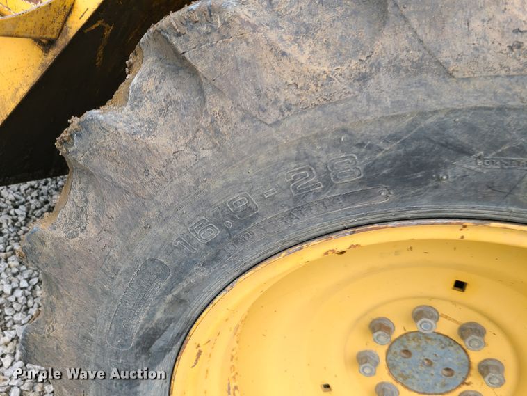 image for item GO9357 New Holland 675E  backhoe