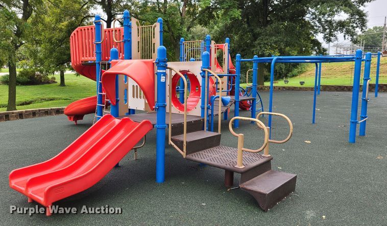 image for item GO9358 Playground equipment