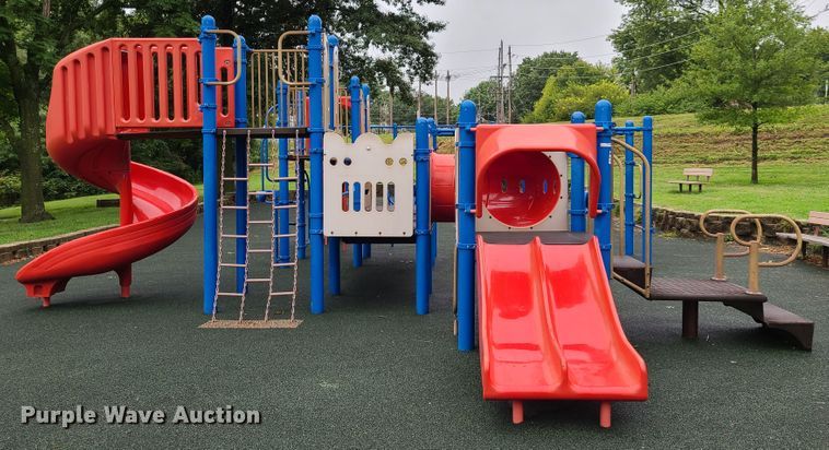 image for item GO9358 Playground equipment