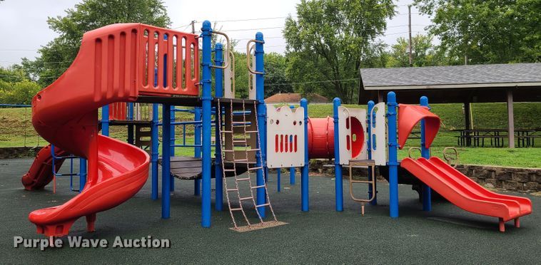 image for item GO9358 Playground equipment