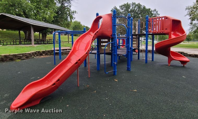 image for item GO9358 Playground equipment