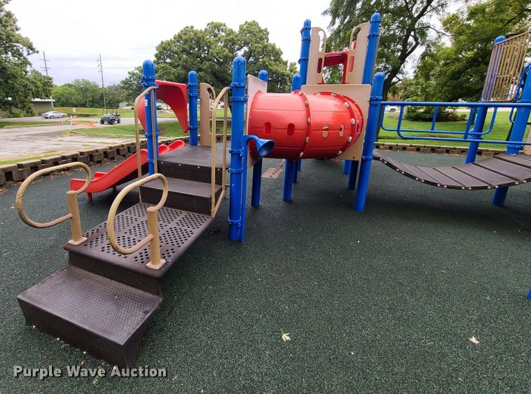image for item GO9358 Playground equipment
