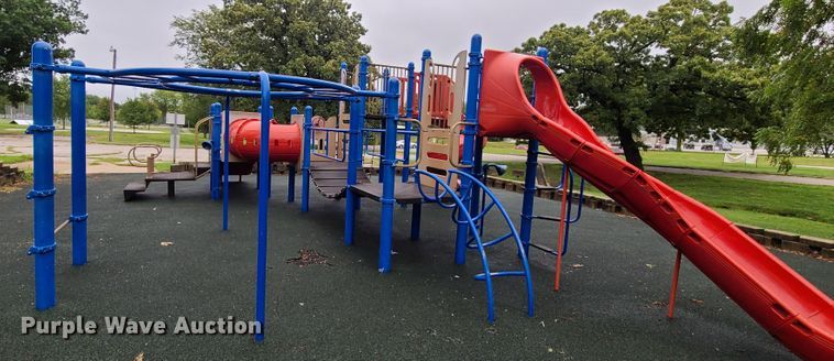 image for item GO9358 Playground equipment