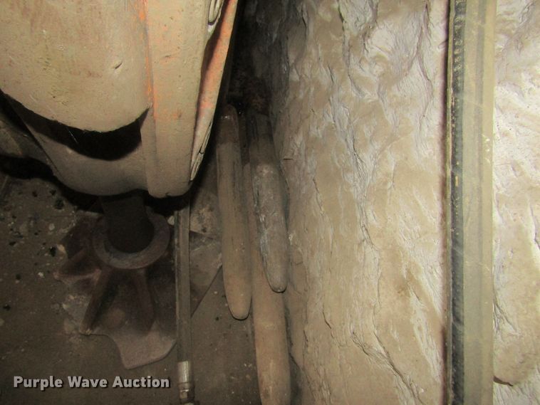 image for item GQ9099 Stanley MB550 breaker