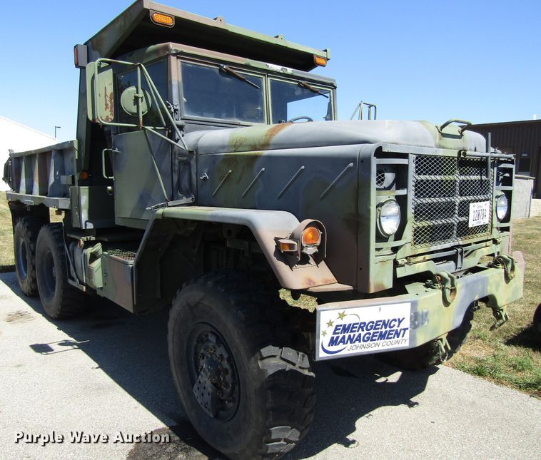 image for item GQ9114 1991 BMY Harsco M929A2  dump truck