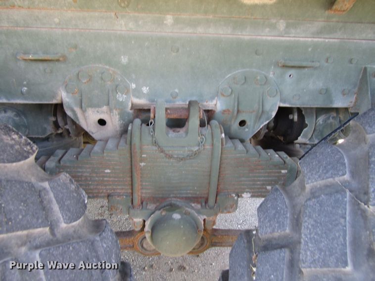 image for item GQ9114 1991 BMY Harsco M929A2  dump truck