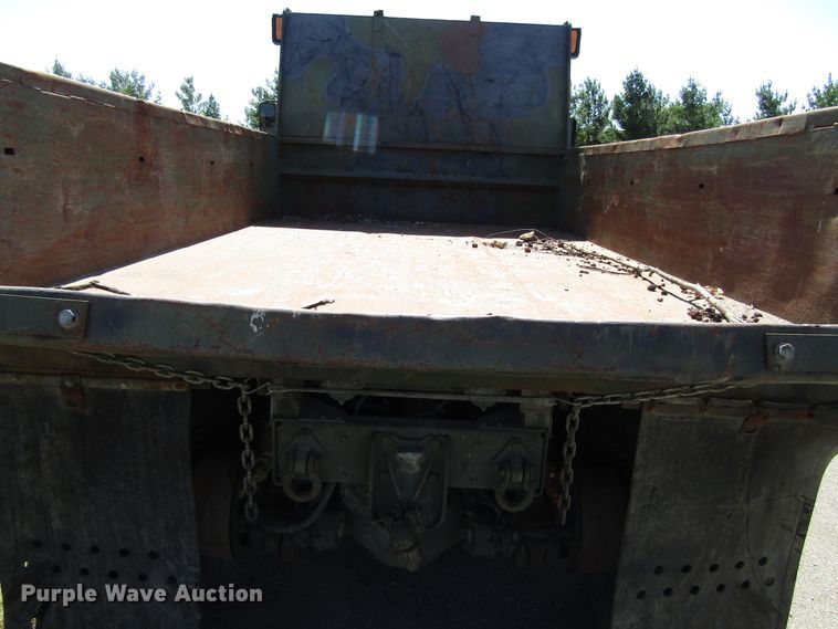 image for item GQ9114 1991 BMY Harsco M929A2  dump truck