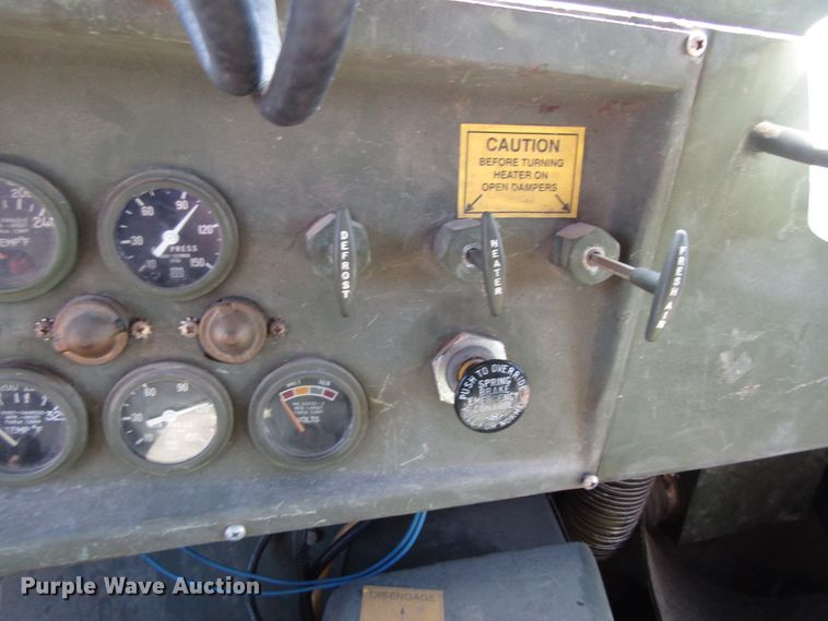 image for item GQ9114 1991 BMY Harsco M929A2  dump truck