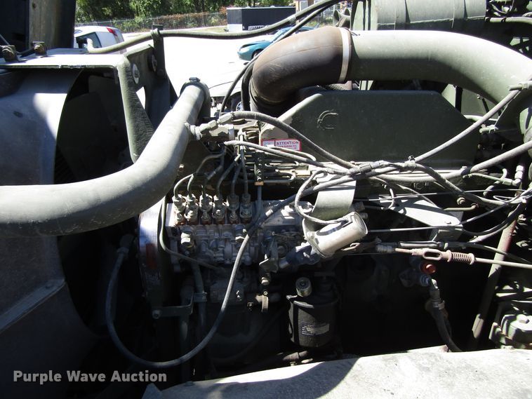 image for item GQ9114 1991 BMY Harsco M929A2  dump truck