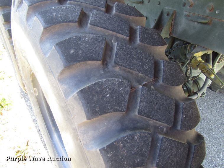 image for item GQ9114 1991 BMY Harsco M929A2  dump truck