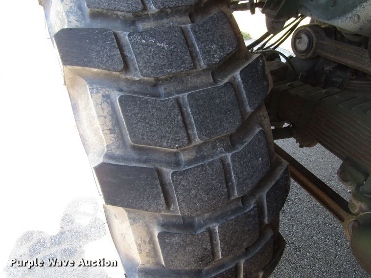 image for item GQ9114 1991 BMY Harsco M929A2  dump truck