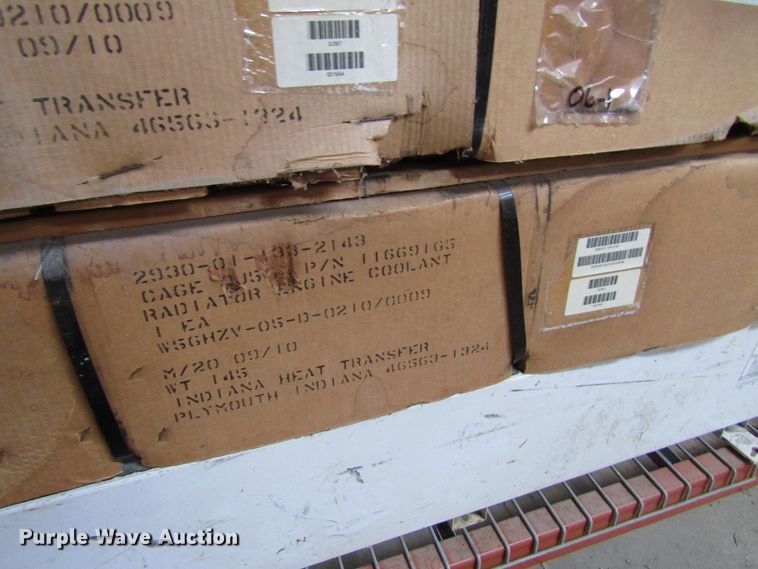 image for item GQ9114 1991 BMY Harsco M929A2  dump truck