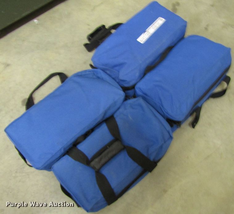 image for item GQ9124 (4) Chillbuaster 8000 series emergency electric heated blankets