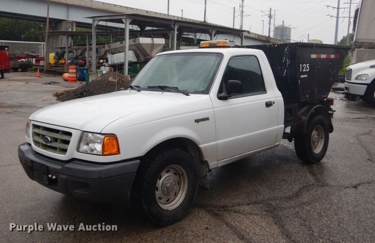 image for item GR9805 2002 Ford Ranger  dump bed pickup truck
