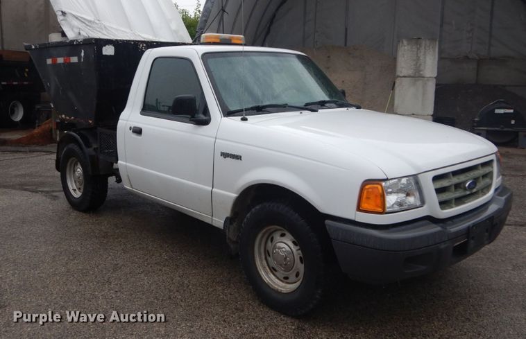 image for item GR9805 2002 Ford Ranger  dump bed pickup truck