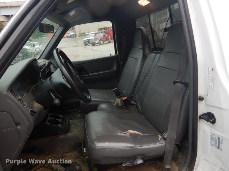 image for item GR9805 2002 Ford Ranger  dump bed pickup truck