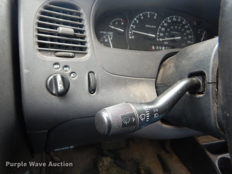 image for item GR9805 2002 Ford Ranger  dump bed pickup truck