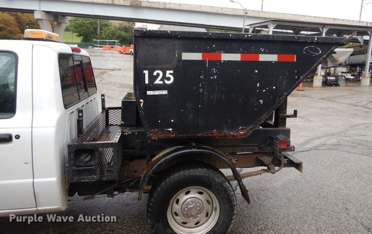 image for item GR9805 2002 Ford Ranger  dump bed pickup truck