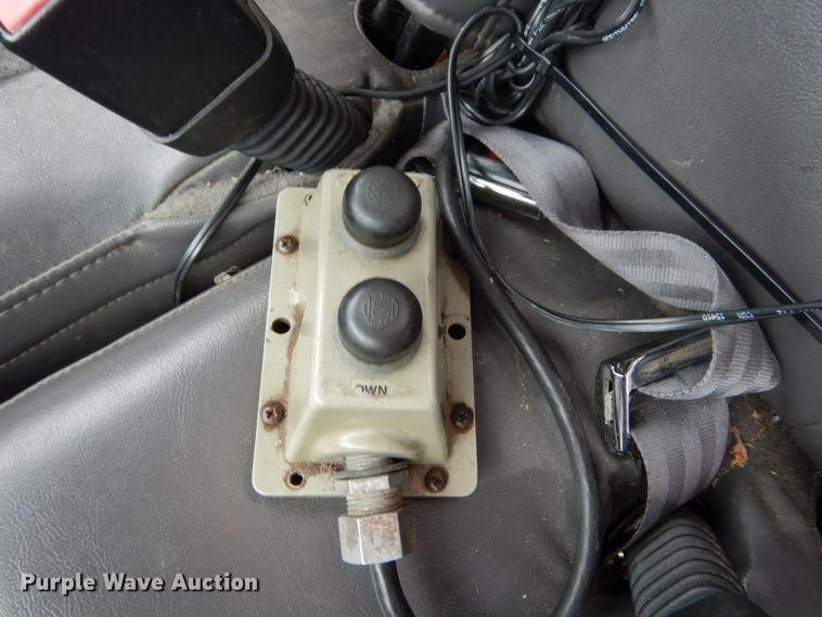 image for item GR9805 2002 Ford Ranger  dump bed pickup truck