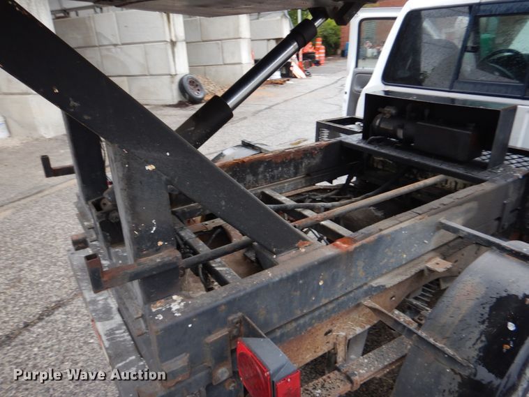 image for item GR9805 2002 Ford Ranger  dump bed pickup truck