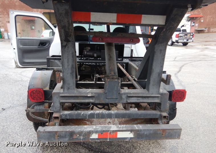 image for item GR9805 2002 Ford Ranger  dump bed pickup truck
